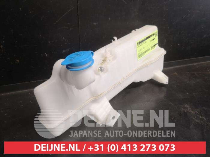 Suzuki Ignis Ruitensproeiertank voor O738406