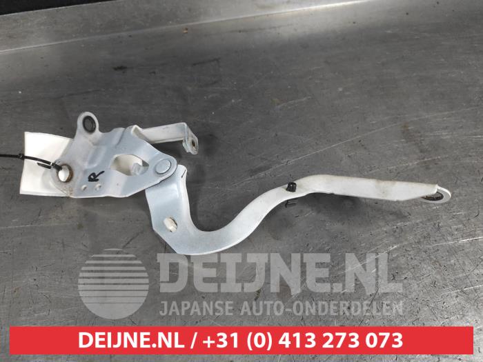 Toyota Prius Motorhaube Scharnier O738422