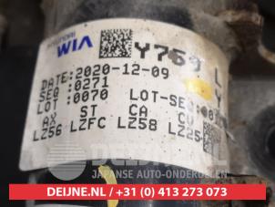 Kia Stonic Front shock absorber rod, left O738443 photo 3