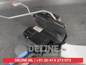 Kia Picanto Door lock mechanism 4-door, front left O738448 photo 2