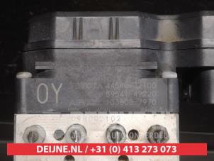 Toyota Rav-4 ABS pump O738487 photo 3