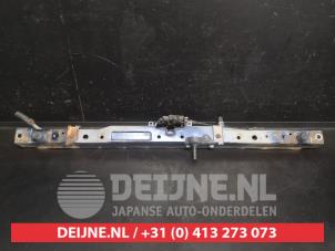 Toyota Rav-4 Lock plate O738490 photo 3