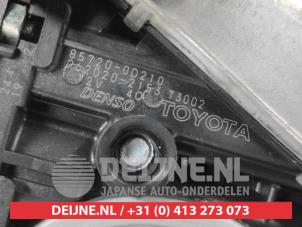 Toyota Yaris Window mechanism 4-door, front left O738554 photo 2