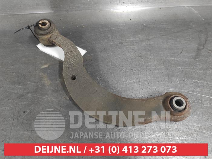 Toyota Auris Draagarm rechts-achter O738640