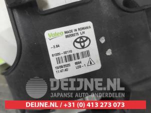 Toyota Auris Mistlamp links-voor O738658 foto 3