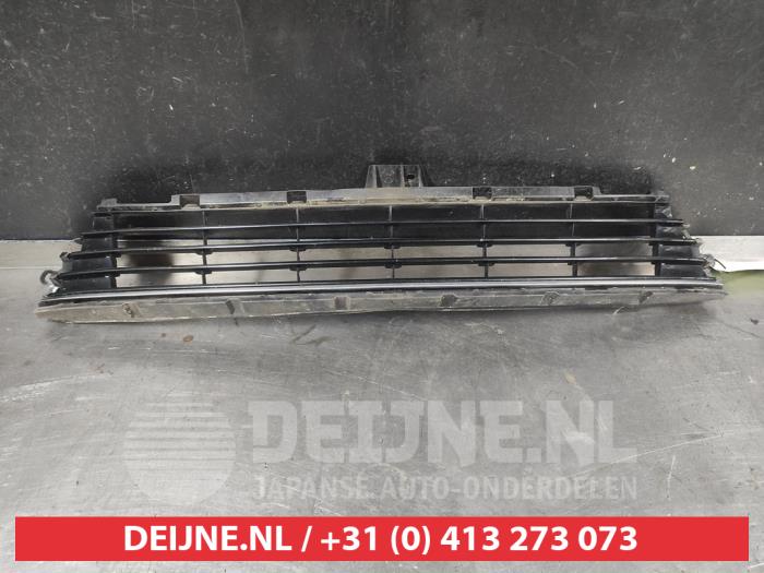 Toyota Auris Bumper Rooster O738659