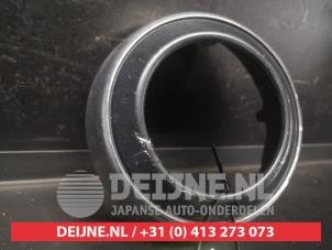 Mitsubishi Outlander Stoßstangenrost O738662 foto 2