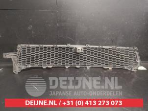 Mitsubishi Outlander Stoßstangenrost O738671 foto 2