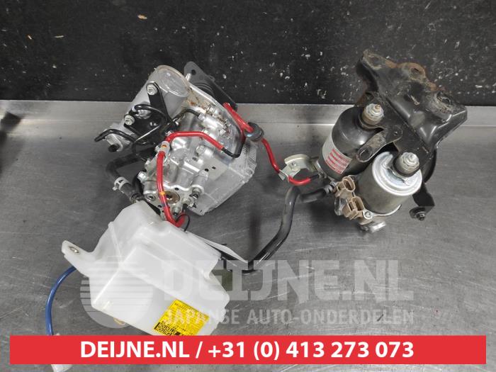 Toyota Auris Bremskraftverstärker O738672