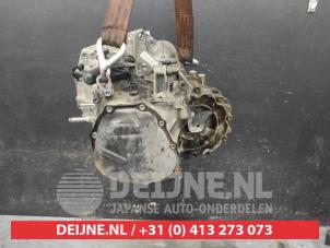 Suzuki Swift Gearbox O738684 photo 3