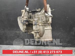 Suzuki Swift Gearbox O738684 photo 2