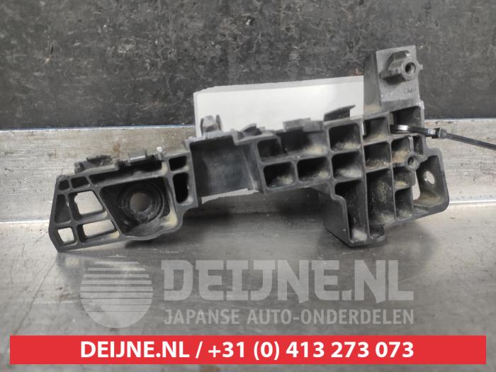 Suzuki SX-4 Bumpersteun links-voor O738698