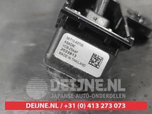 Suzuki S-Cross Front camera O738776 photo 3