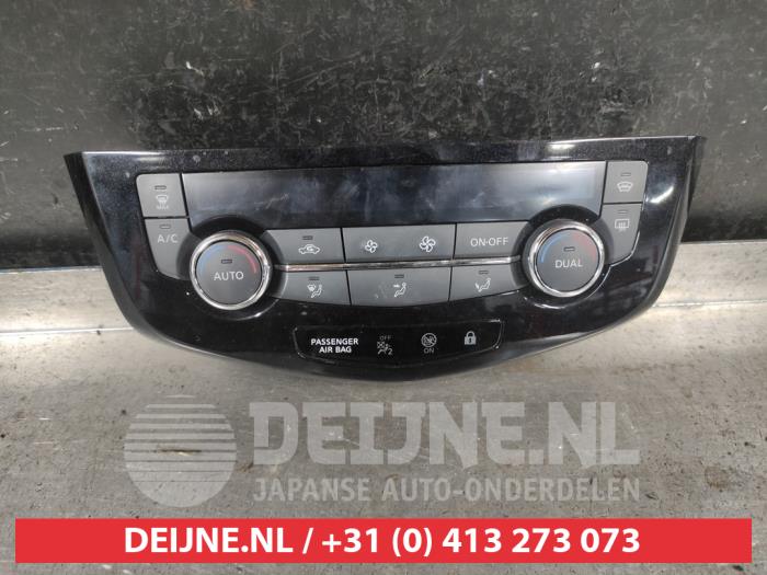 Nissan Qashqai Kachel Bedieningspaneel O738774
