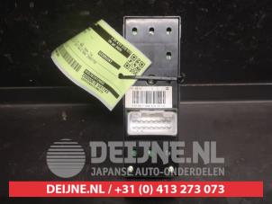 Kia Ceed Kombischalter Fenster O738850 foto 2