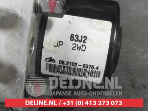 Suzuki Swift ABS Pumpe O738885 foto 2