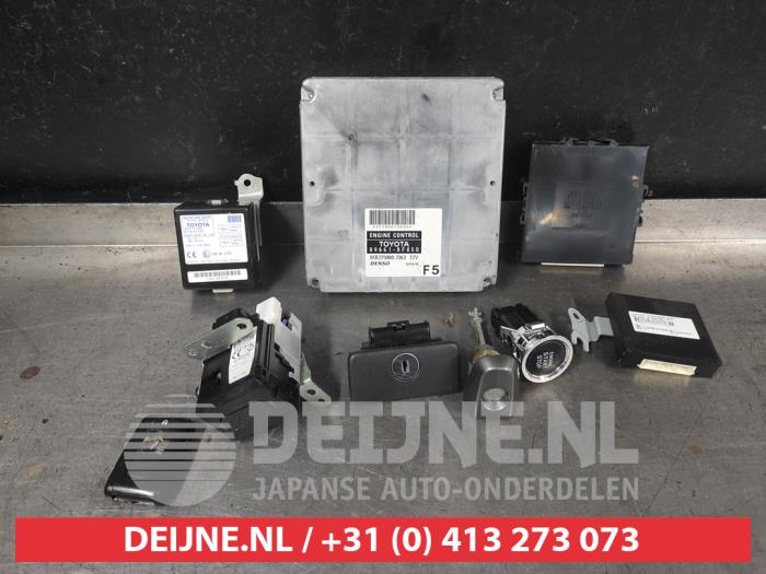 Toyota Corolla Verso Computer Motormanagement O738938
