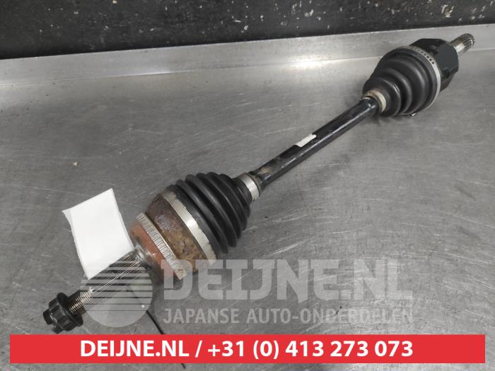 Toyota Corolla Verso Aandrijfas links-voor O738945