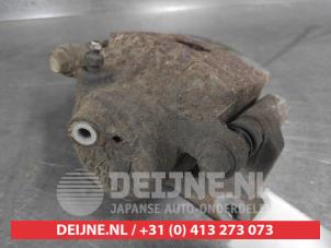 Toyota Rav-4 Bremszange links vorne O738965 foto 3