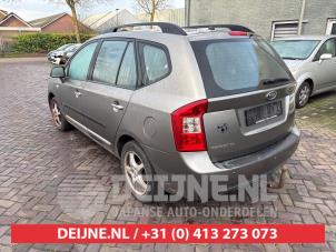 Kia Carens Stoßstange hinten O738988 foto 2