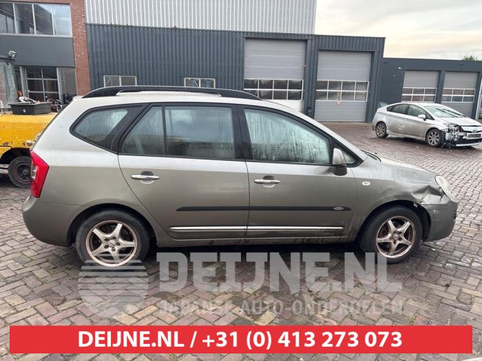 Kia Carens Zusätzliches Fenster 4-türig rechts hinten O738995