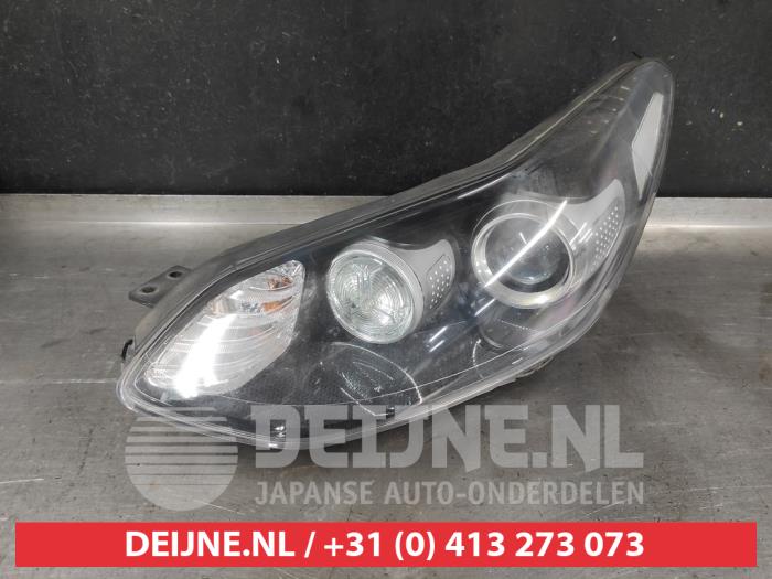 Kia Sportage Koplamp links O739013