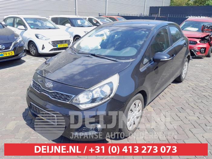 Kia Rio Kotflügel links vorne O739153