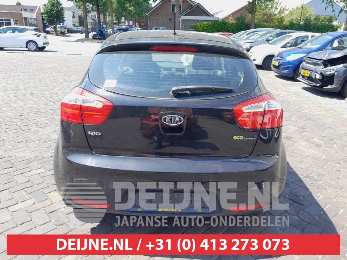Kia Rio Achterklep O739167