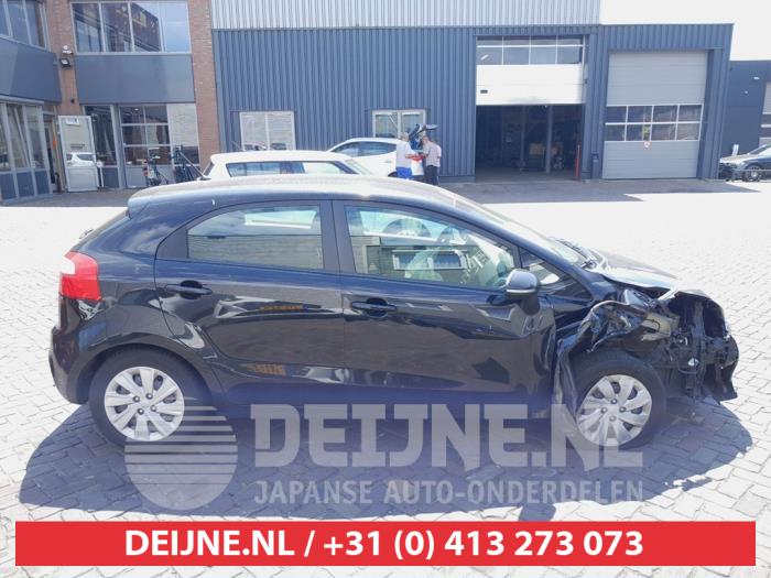 Kia Rio Türscheibe 4-türig rechts vorne O739177