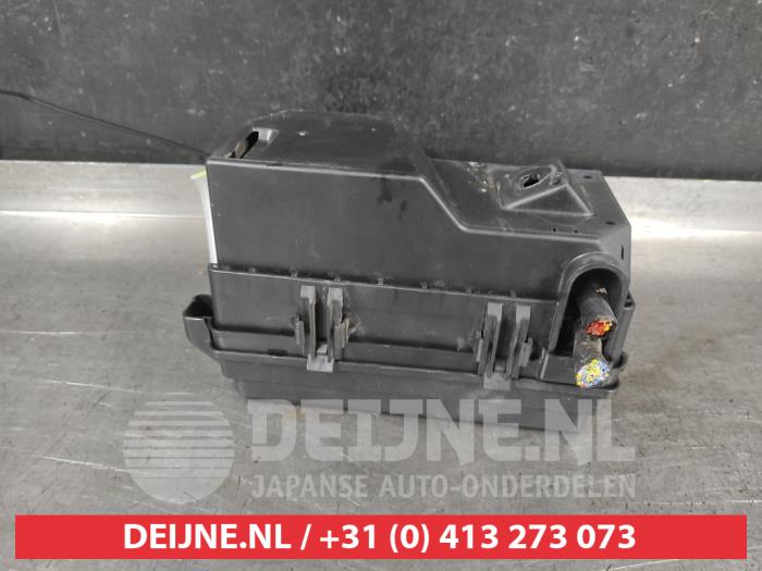 Chevrolet Spark Fuse box O739189