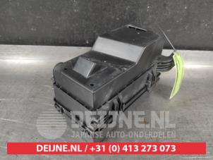 Chevrolet Spark Zekeringkast O739189 foto 2