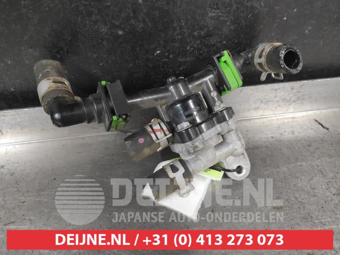 Mitsubishi Outlander Thermostatgehäuse O739195