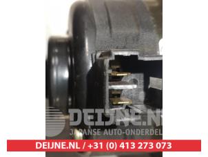 Daewoo Nubira Heating and ventilation fan motor O367161 photo 3
