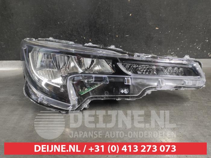 Toyota Corolla Koplamp rechts O739240