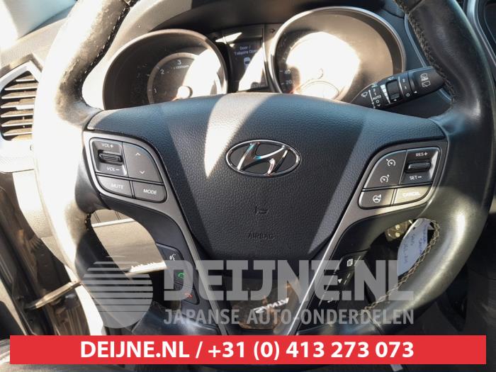 Hyundai Santafe Left airbag (steering wheel) O739325