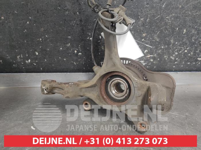 Suzuki Swift Achsschenkel rechts vorne O739332