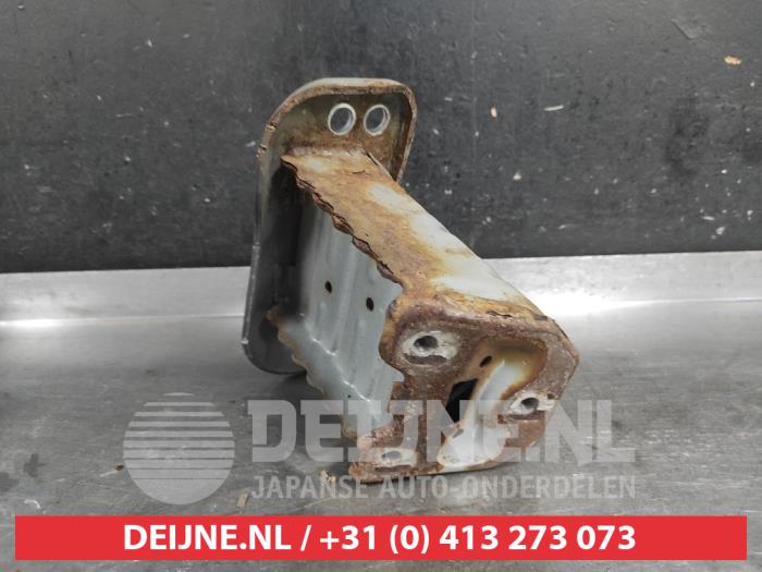 Toyota Yaris Bumpersteun links-voor O739386