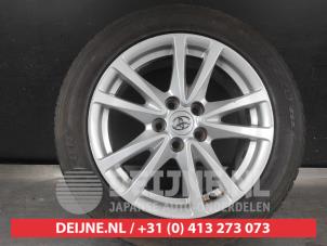 Toyota Avensis Velgen set + banden O739473 foto 2