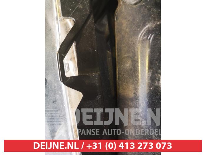 Mazda 3 Koplamp rechts O739526