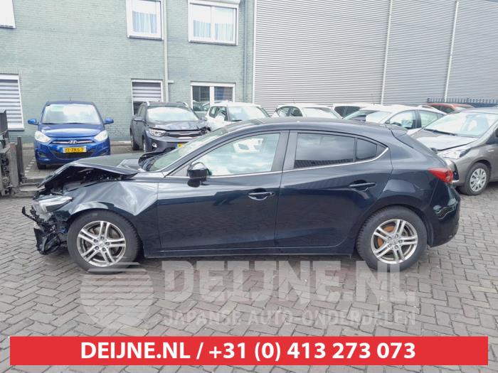 Mazda 3 Portier 4Deurs links-achter O739535