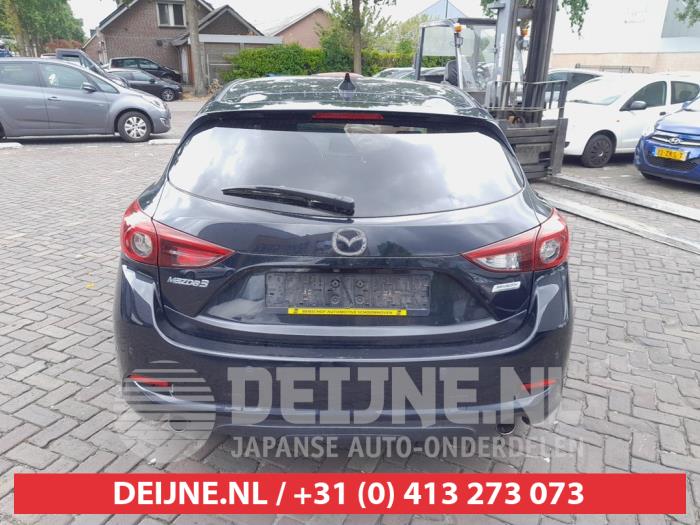 Mazda 3 Trekhaak O739548