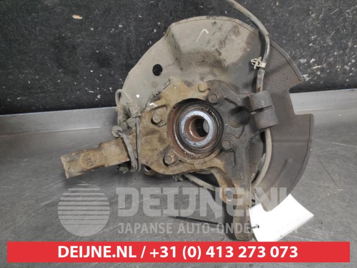 Hyundai Santafe Fusee links-voor O739519