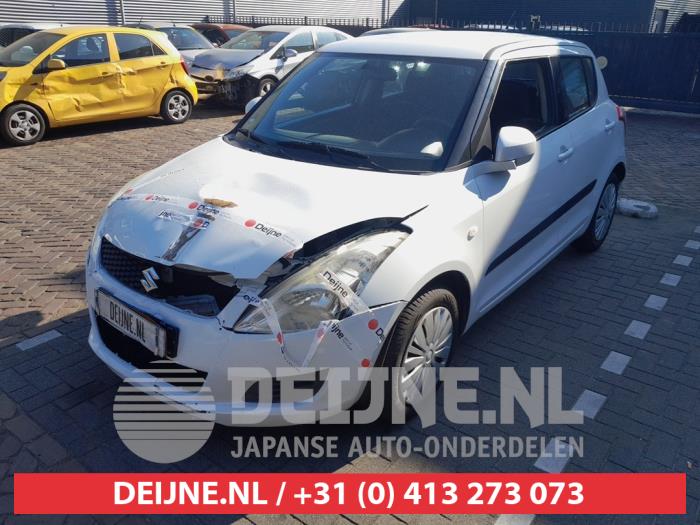 Suzuki Swift Außenspiegel links O739669