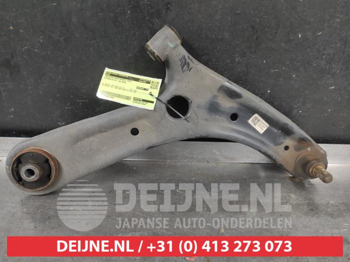 Hyundai I10 Front lower wishbone, right O739587