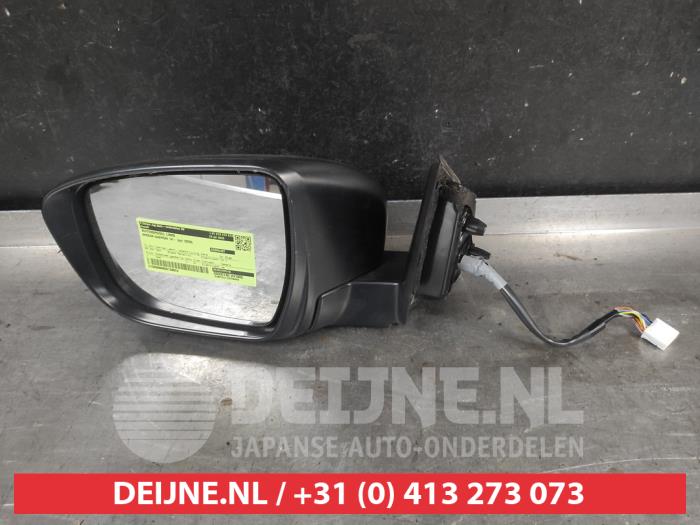 Nissan Qashqai Buitenspiegel links O739624