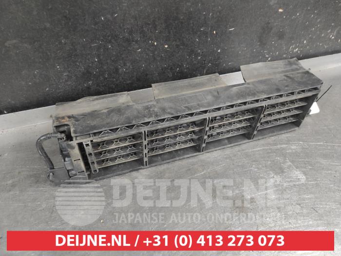 Nissan Qashqai Luchtgeleider O739641