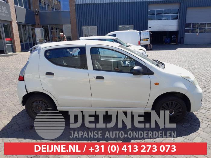 Suzuki Alto Türscheibe 4-türig rechts hinten O739730