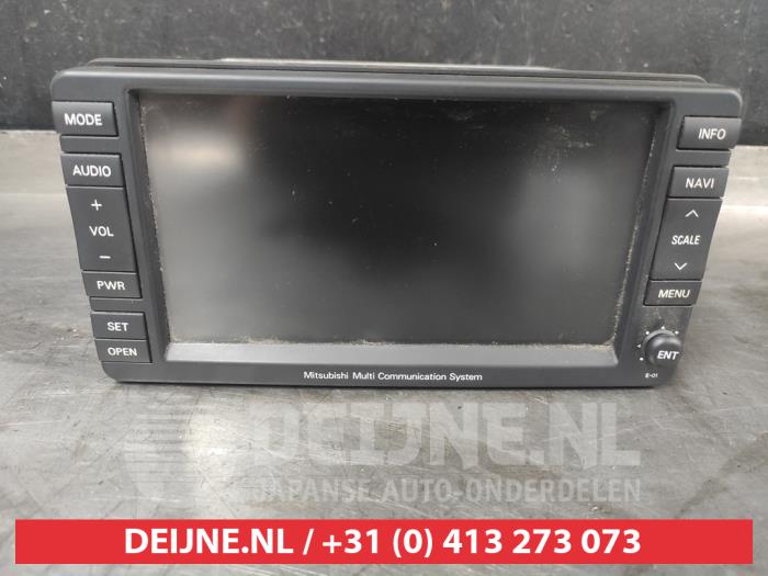 Mitsubishi Outlander Radio O739833