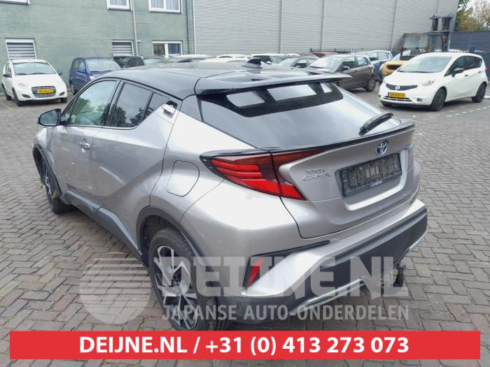 Toyota C-HR Heckklappenreflektor links O739952
