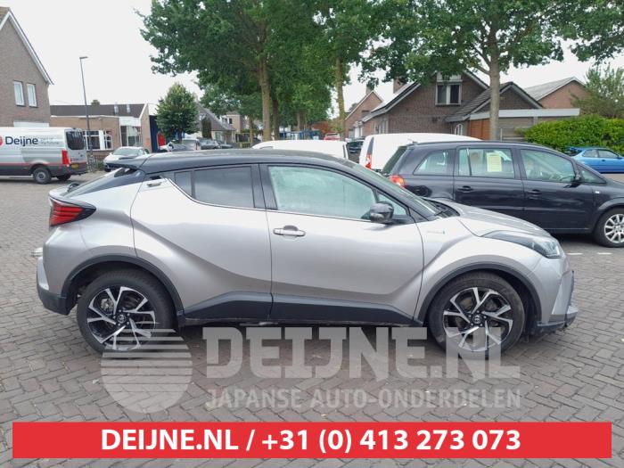 Toyota C-HR Tür 4-türig rechts hinten O739956